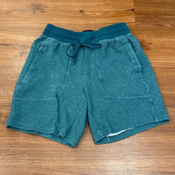 Lululemon Men's Shorts Size S - Picture 1 of 5